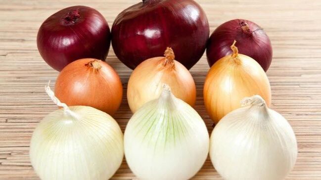 Onion - a popular vegetable of pinworms and roundworms