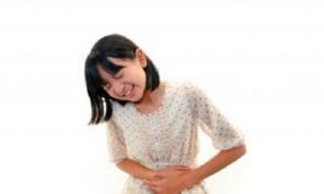 Stomach ache in worm damage girl